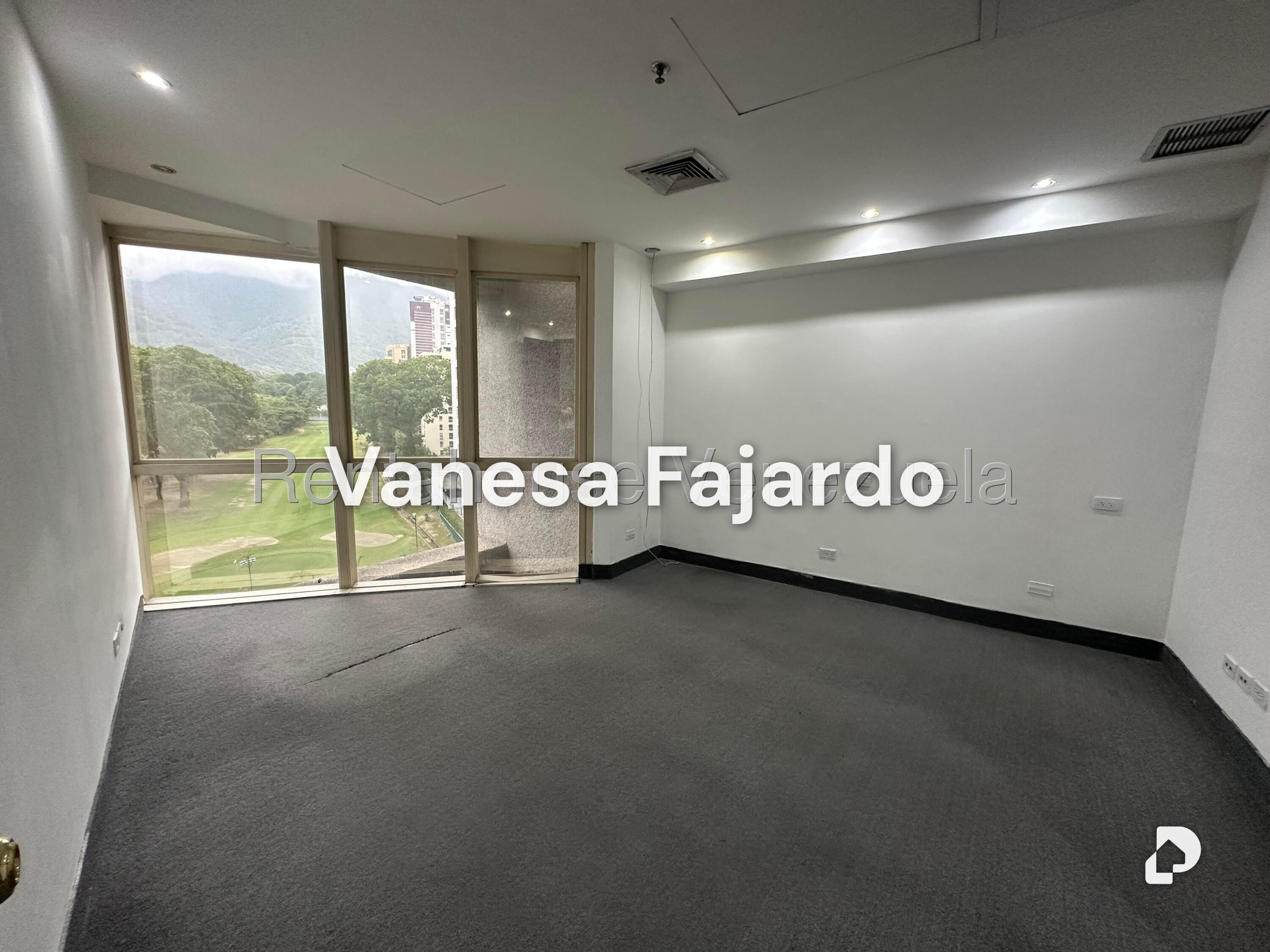 Oficina en El Rosal, Caracas – 18