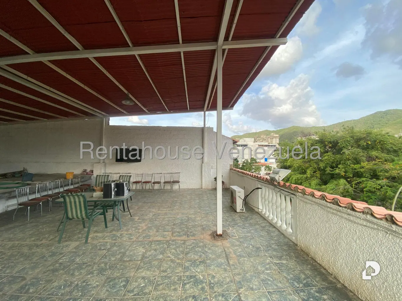 Casa en Montalbán I, Caracas – 52