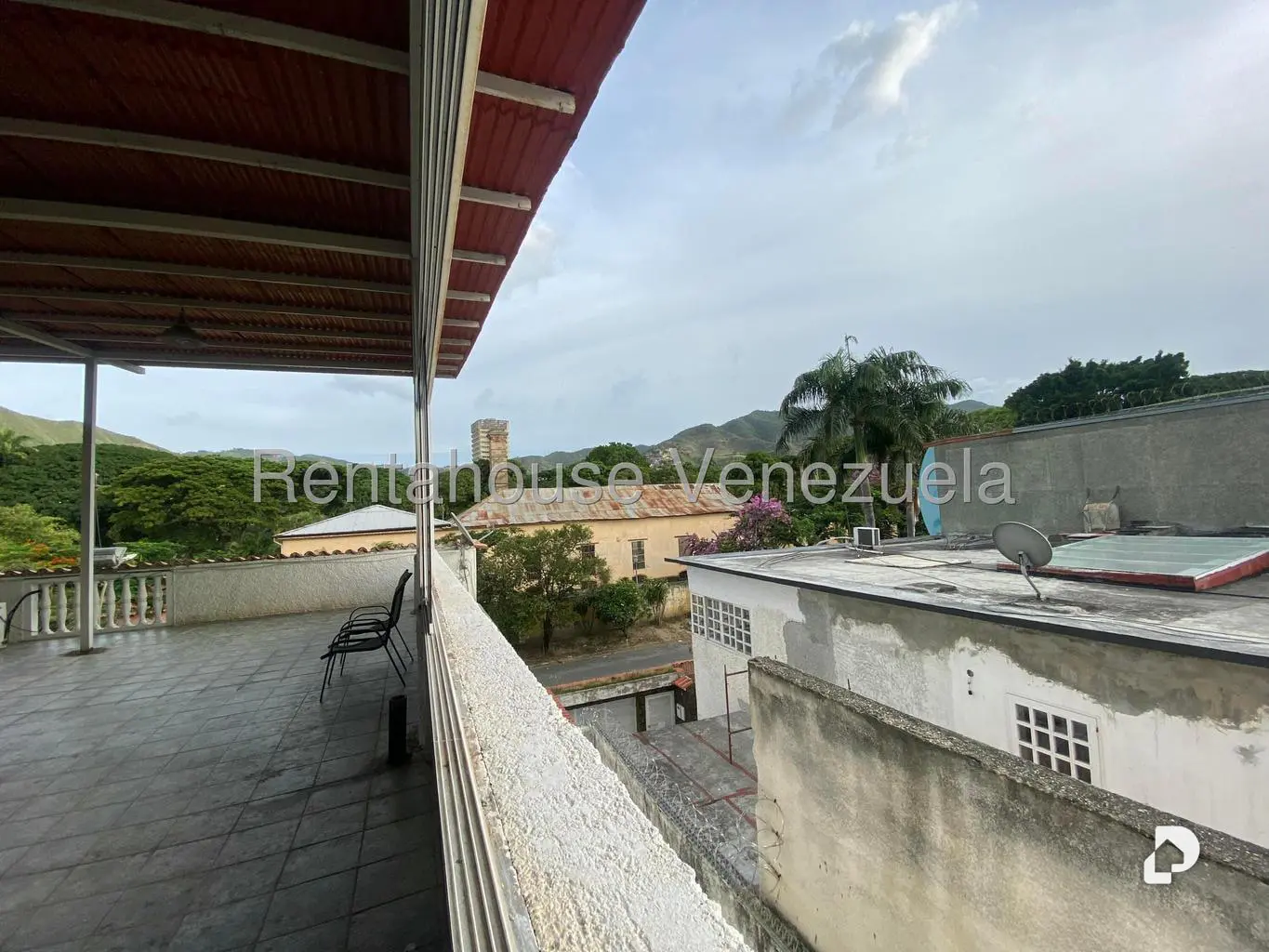 Casa en Montalbán I, Caracas – 51