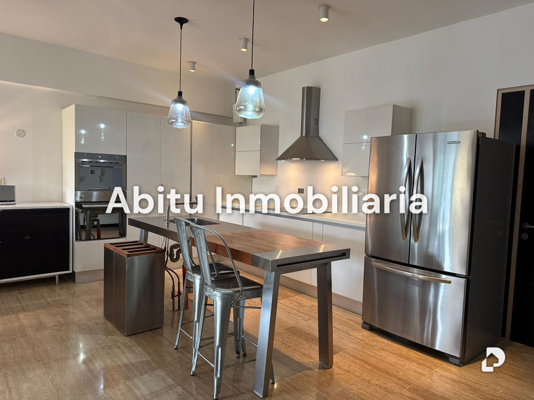 Apartamento en Las Mercedes, Caracas – 14