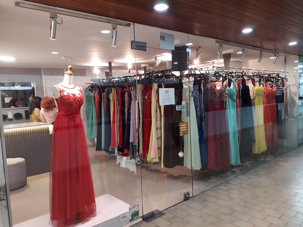 Local comercial en Las Mercedes, Caracas - 1