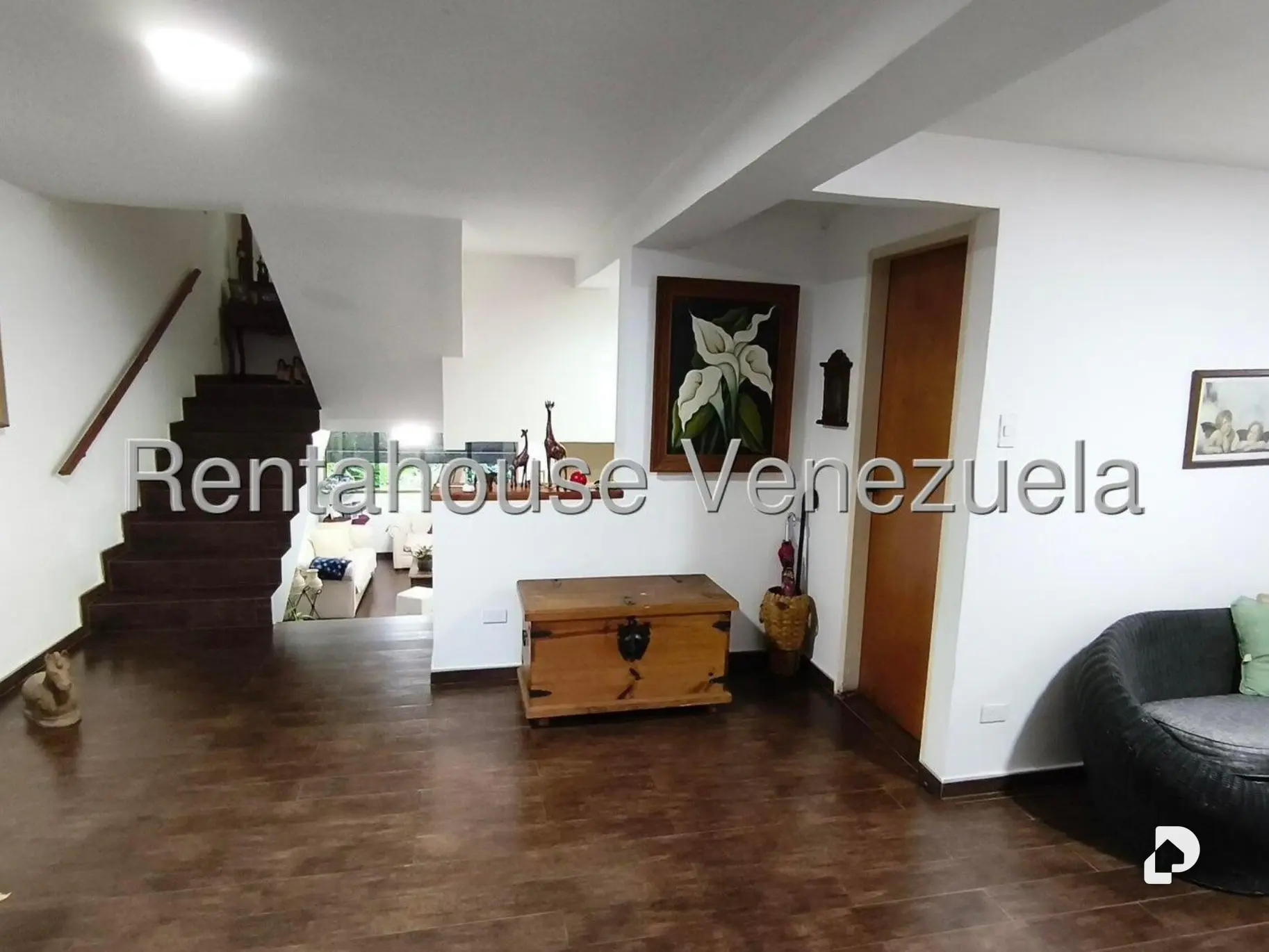 Casa en Lomas De La Trinidad, Caracas – 2