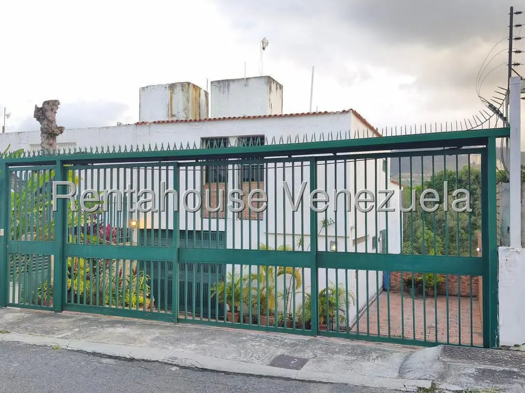 Casa en Lomas De La Trinidad, Caracas - 1