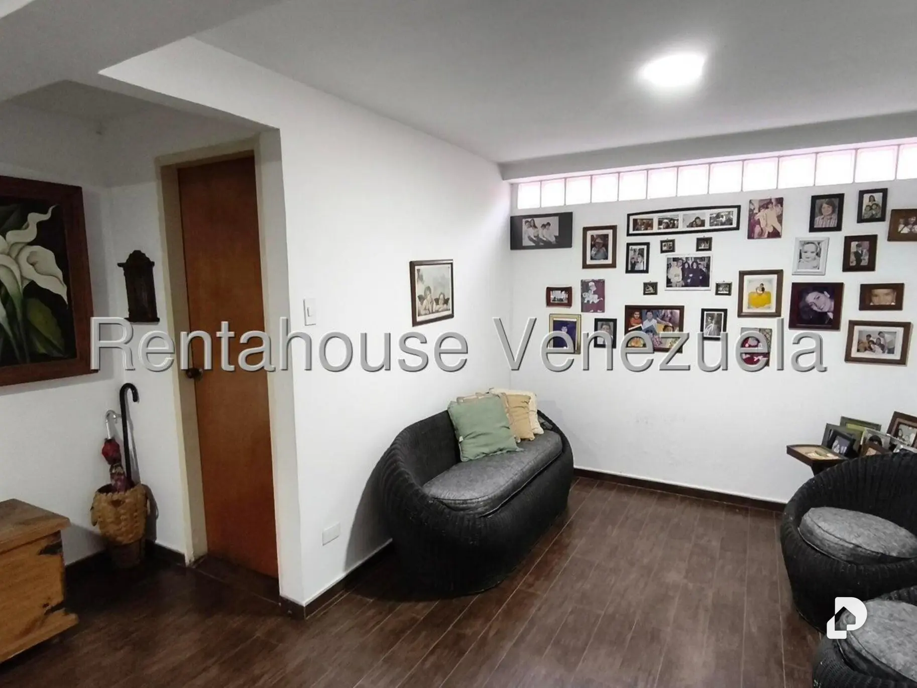 Casa en Lomas De La Trinidad, Caracas – 3