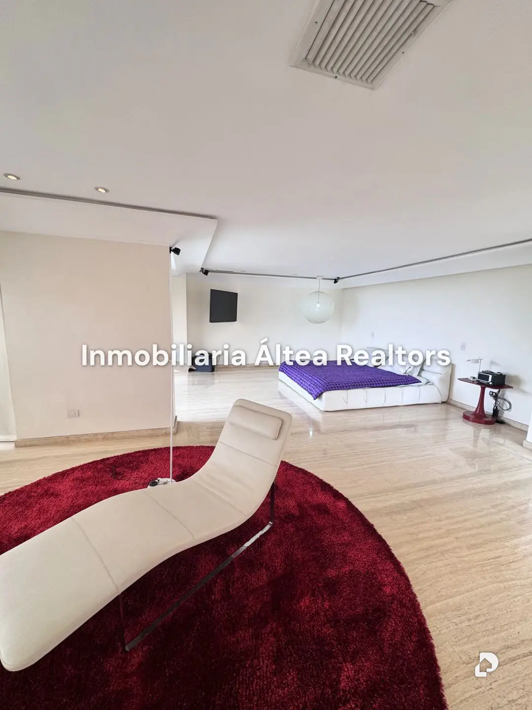 Penthouse in Caracas – 13