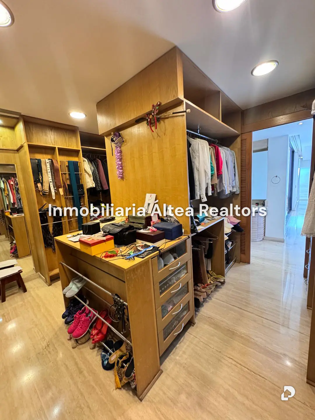 Penthouse in Caracas – 16