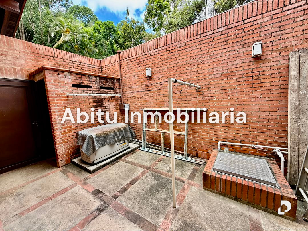 House in Cerro Verde, Caracas – 11