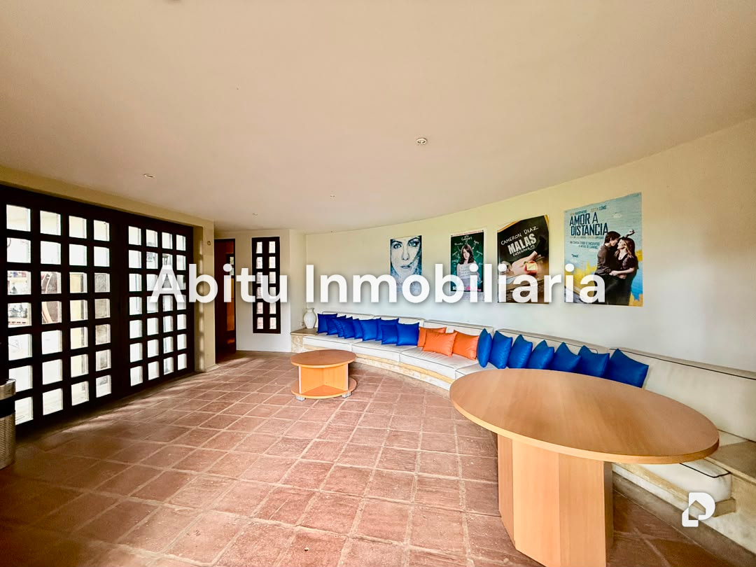 House in Cerro Verde, Caracas – 32