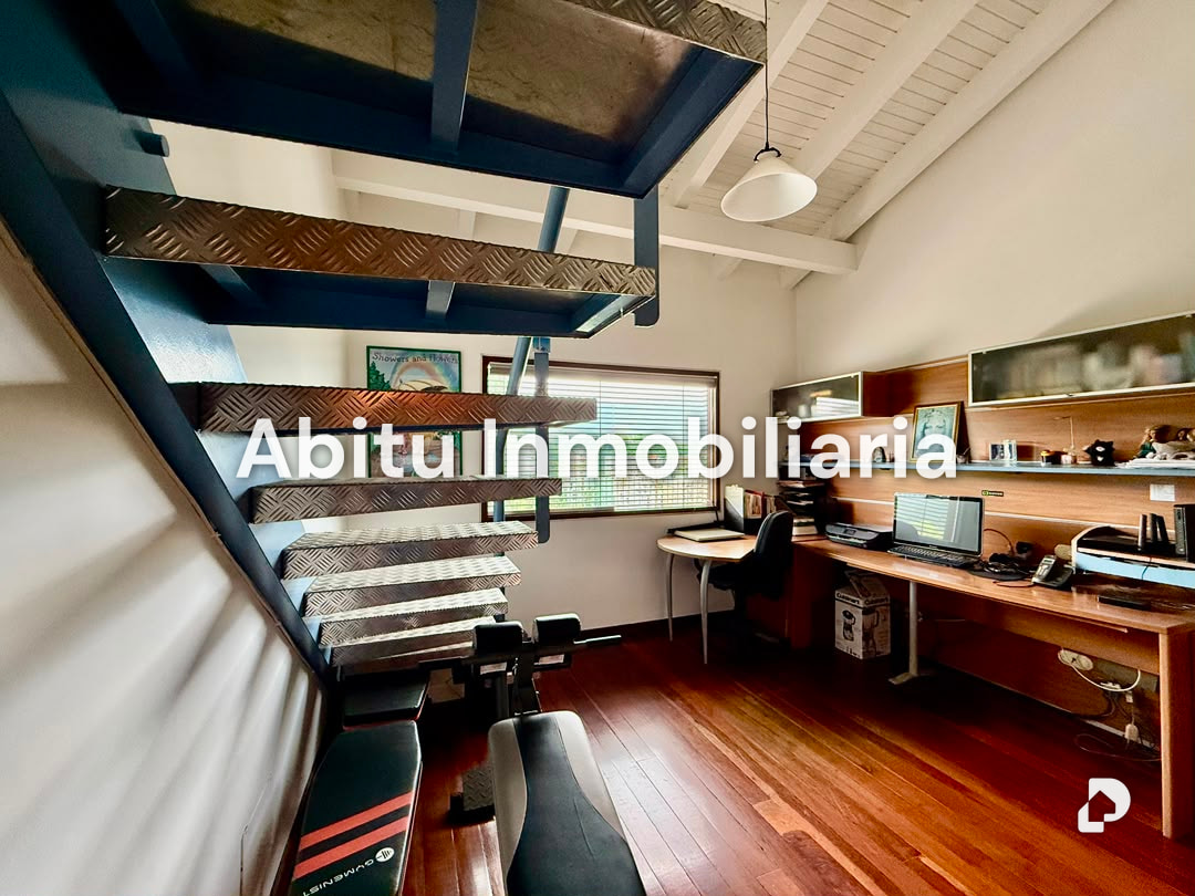 House in Cerro Verde, Caracas – 30