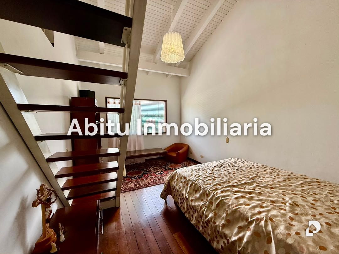 House in Cerro Verde, Caracas – 36
