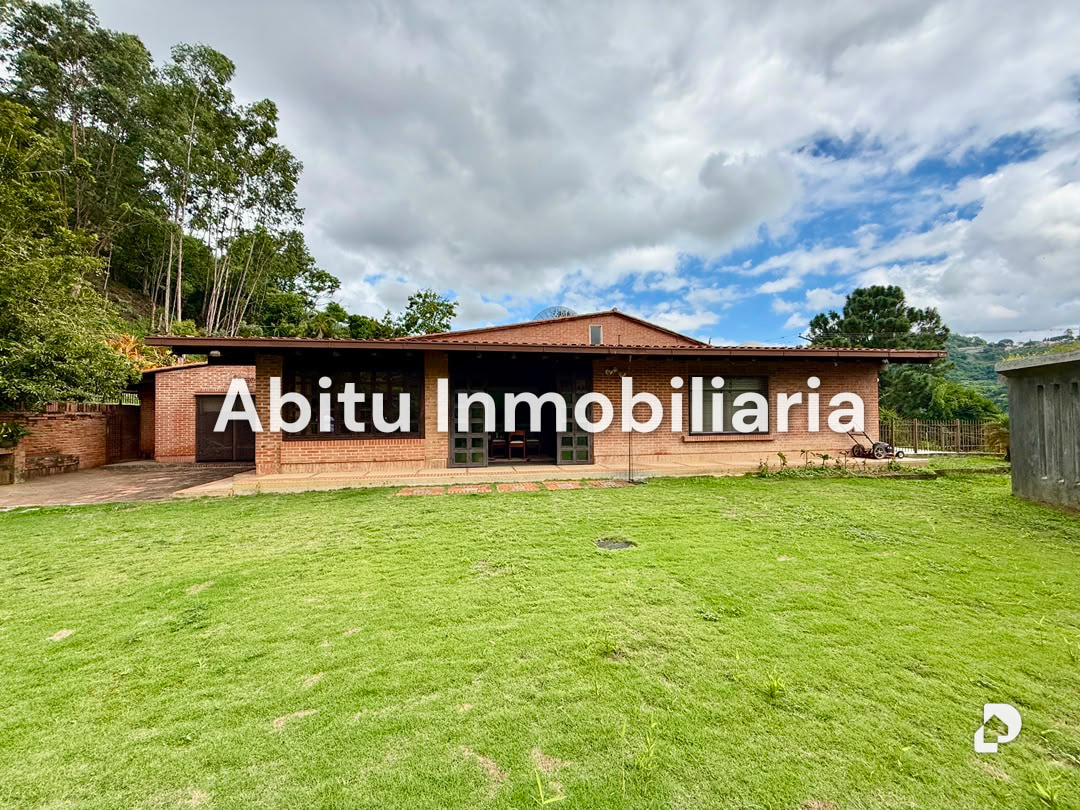 House in Cerro Verde, Caracas – 2
