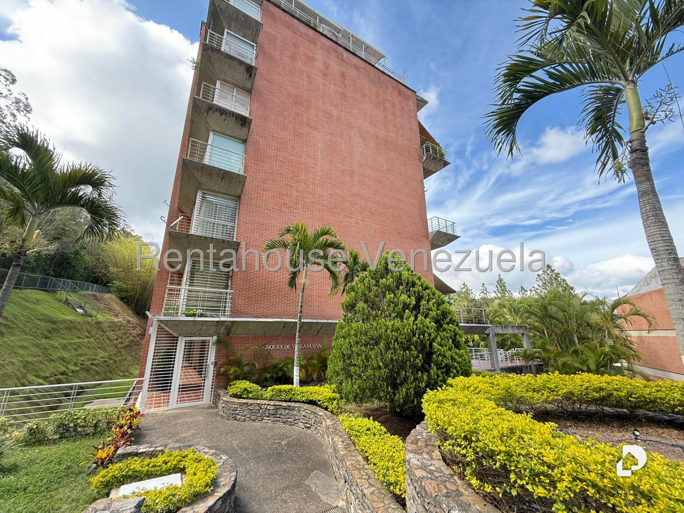Apartamento en Lomas de La Lagunita, Caracas – 1