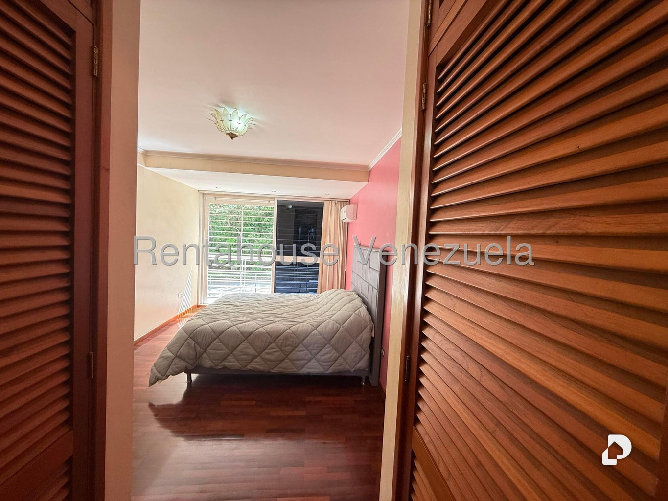 Apartamento en Lomas de La Lagunita, Caracas – 20