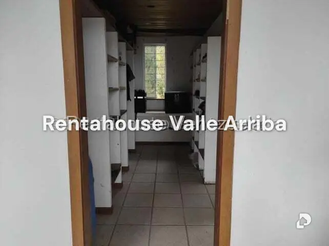 Casa en Sabaneta, Caracas – 14