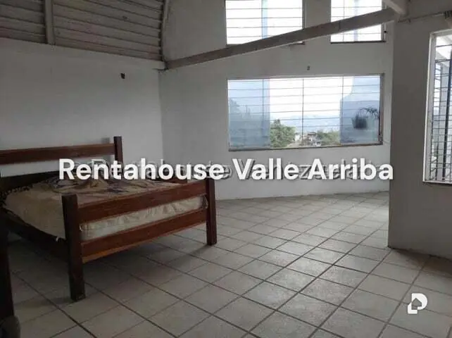 Casa en Sabaneta, Caracas – 13