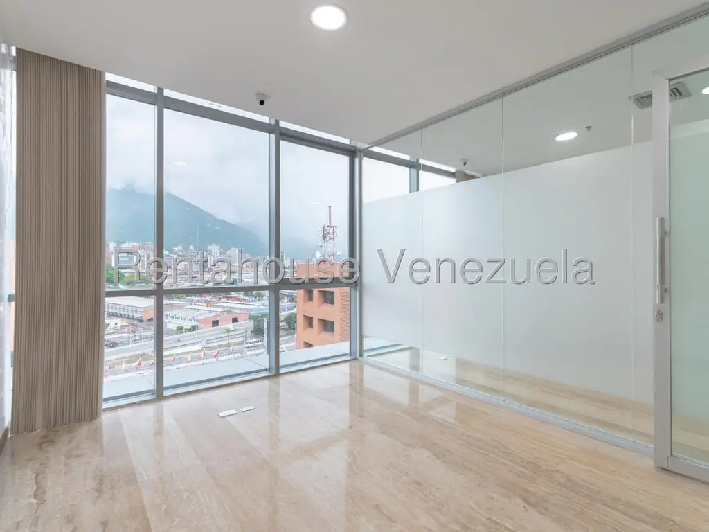 Office in Las Mercedes, Caracas - 1