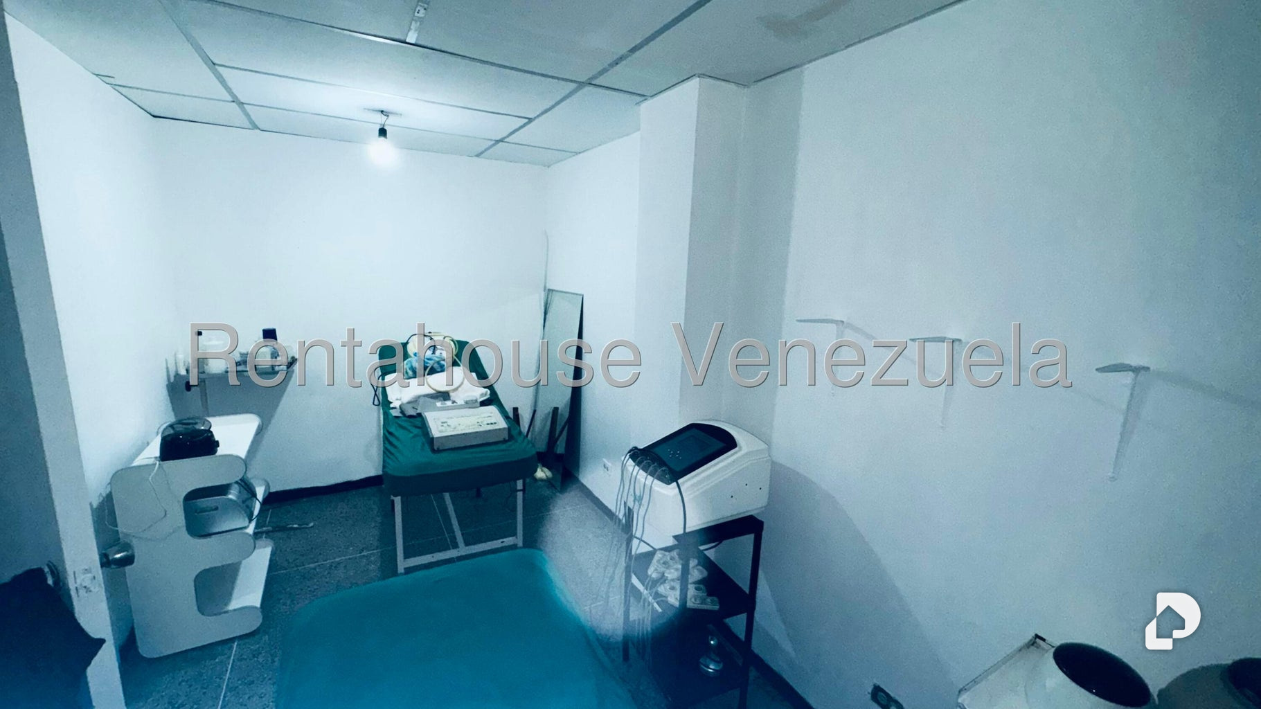 Edificio en Parroquia Altagracia, Caracas – 27