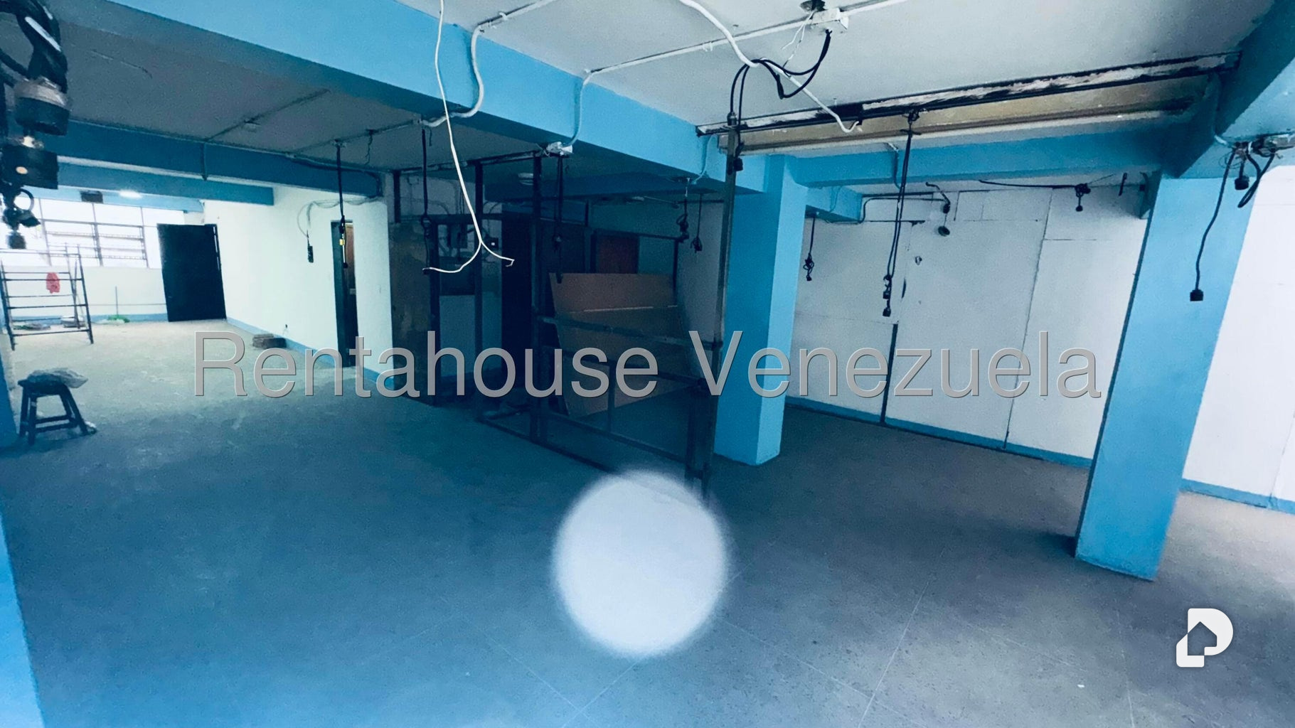 Edificio en Parroquia Altagracia, Caracas – 24