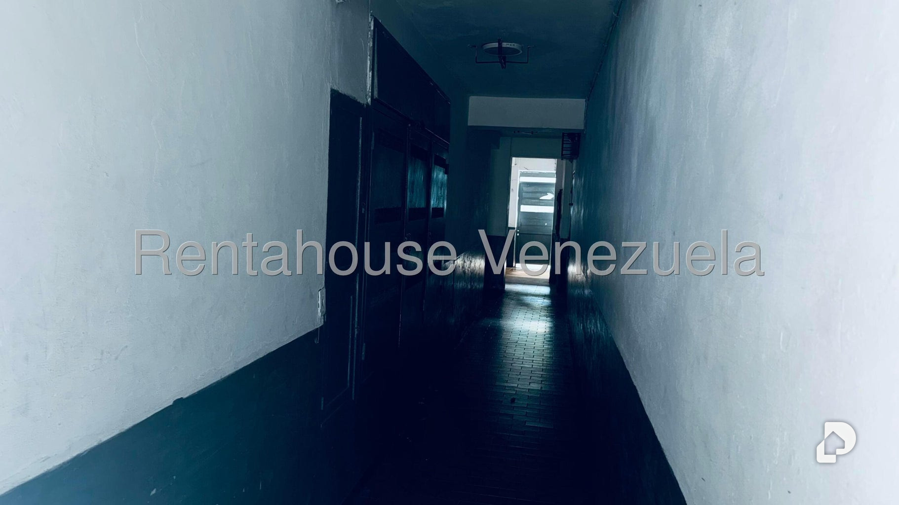 Edificio en Parroquia Altagracia, Caracas – 16
