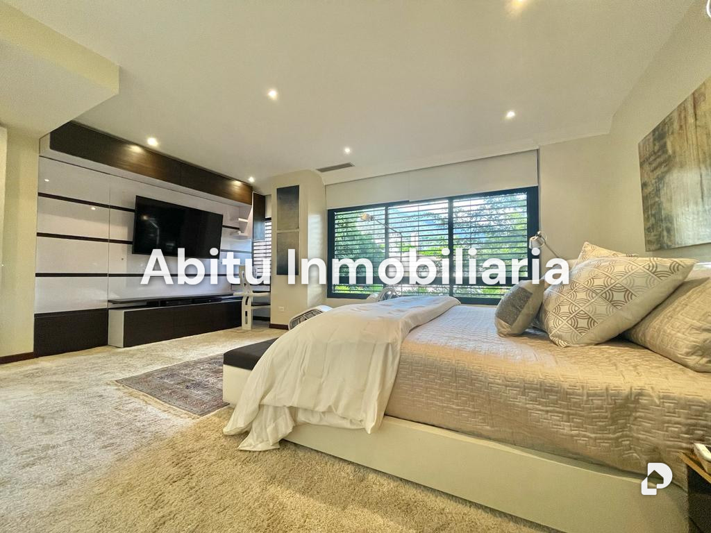 Apartamento en Altamira, Caracas – 12