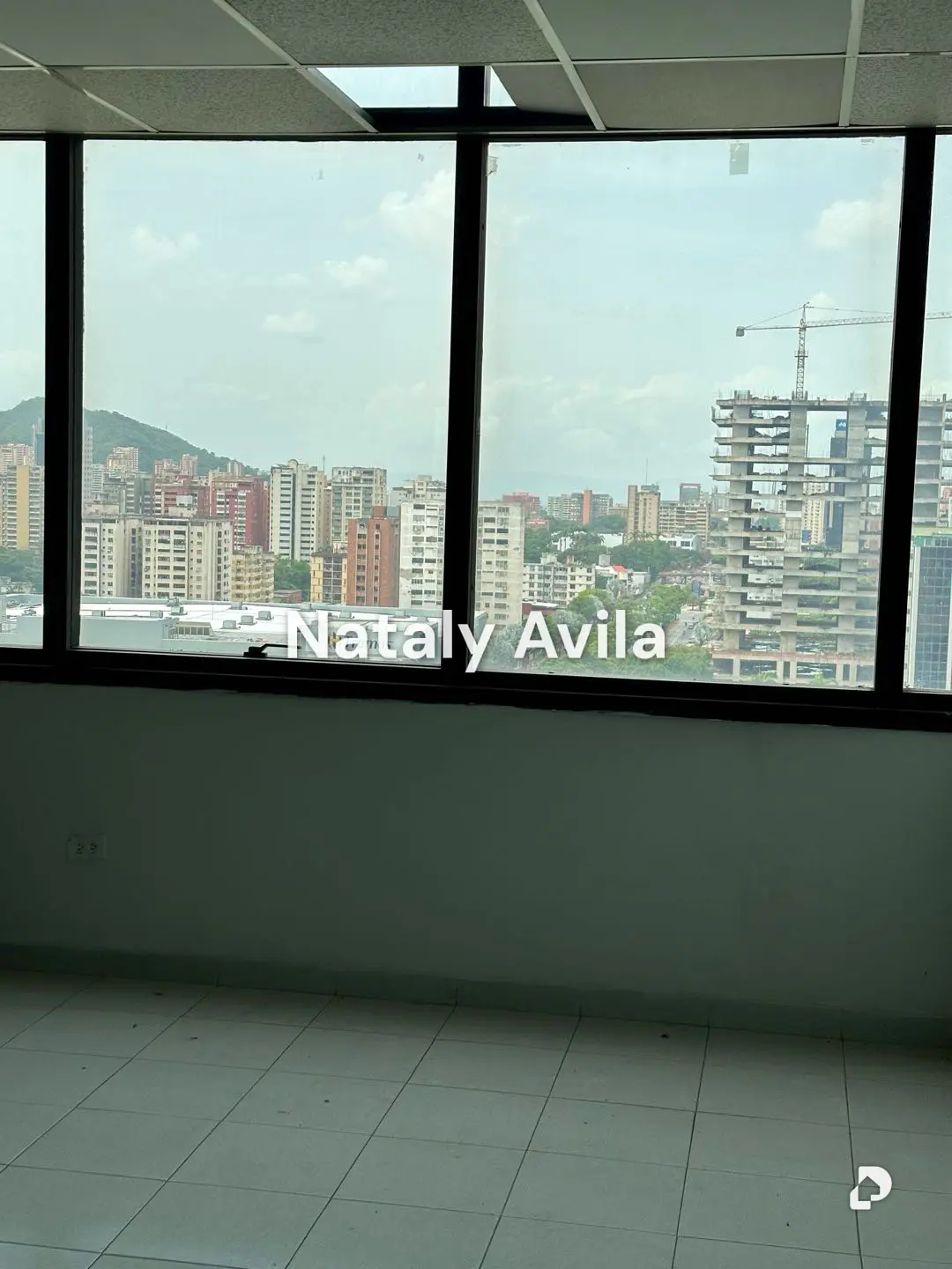 Oficina en Av. Bolívar Norte, Valencia – 4