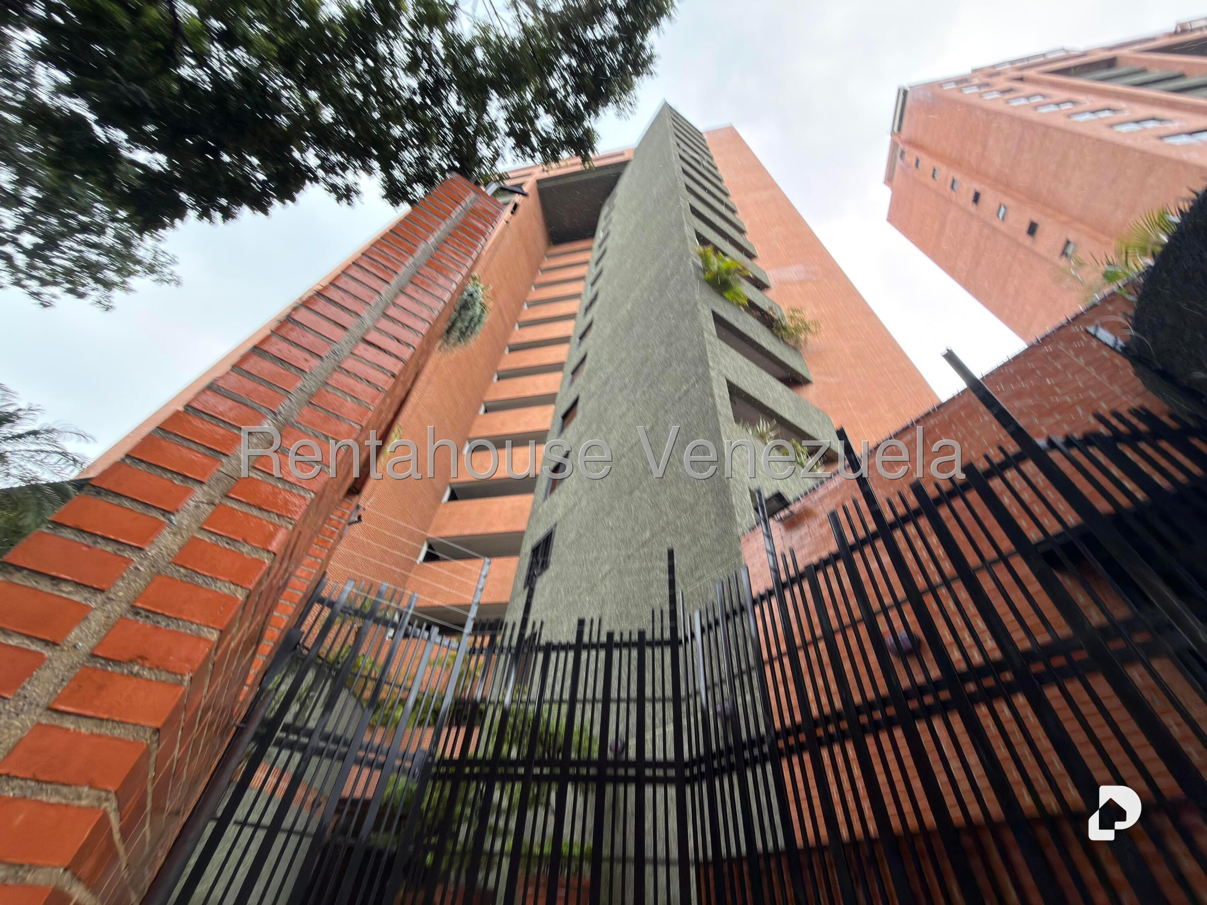 Apartamento en El Rosal, Caracas – 19