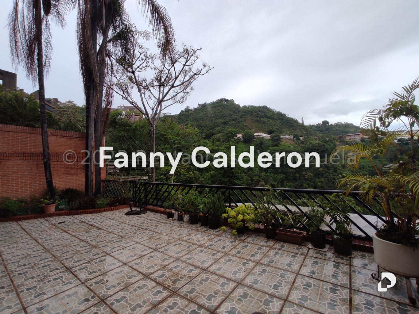 Casa en Colinas de Tamanaco, Caracas – 26