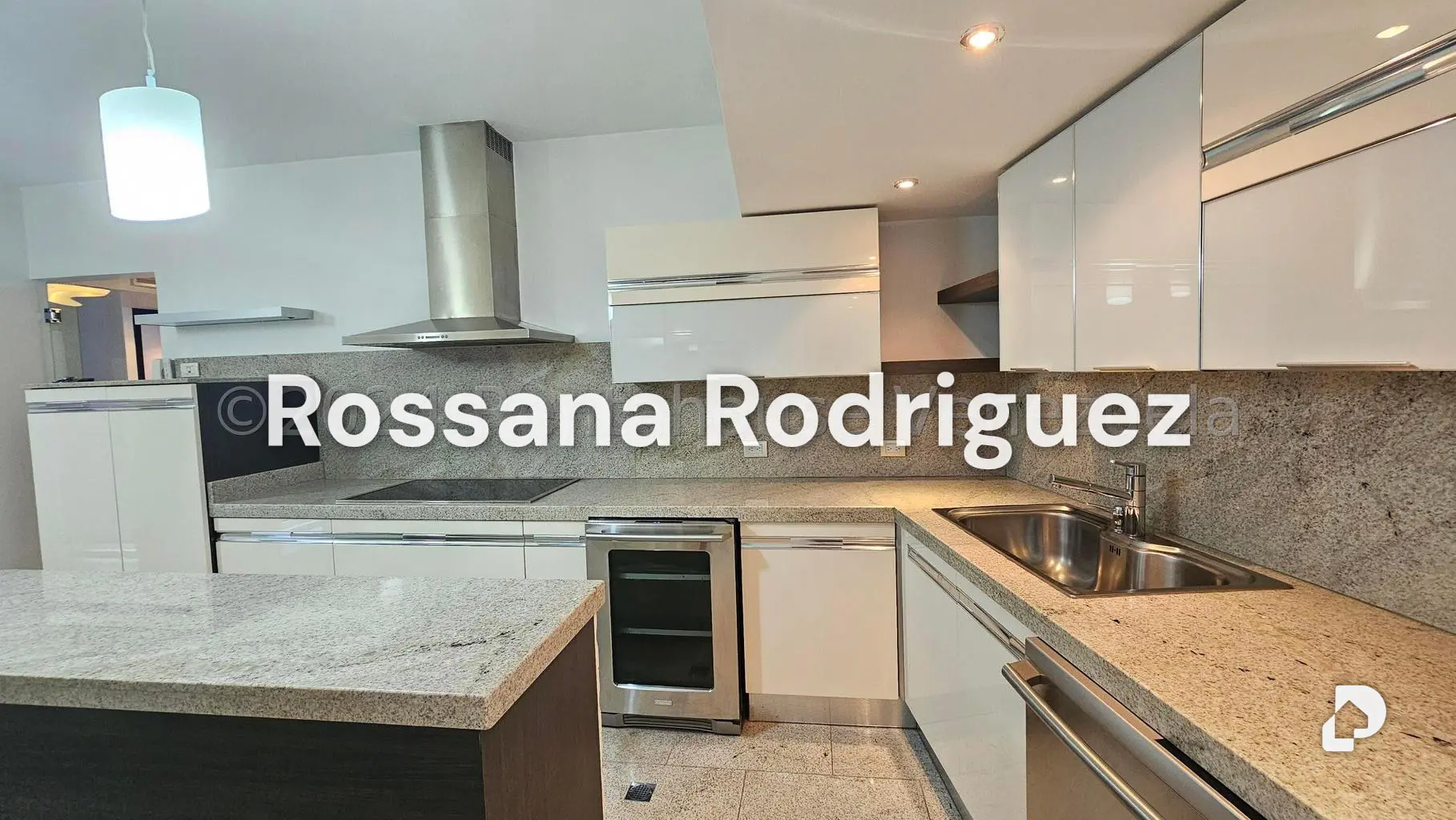 Apartamento en Las Mesetas de Santa Rosa de Lima, Caracas