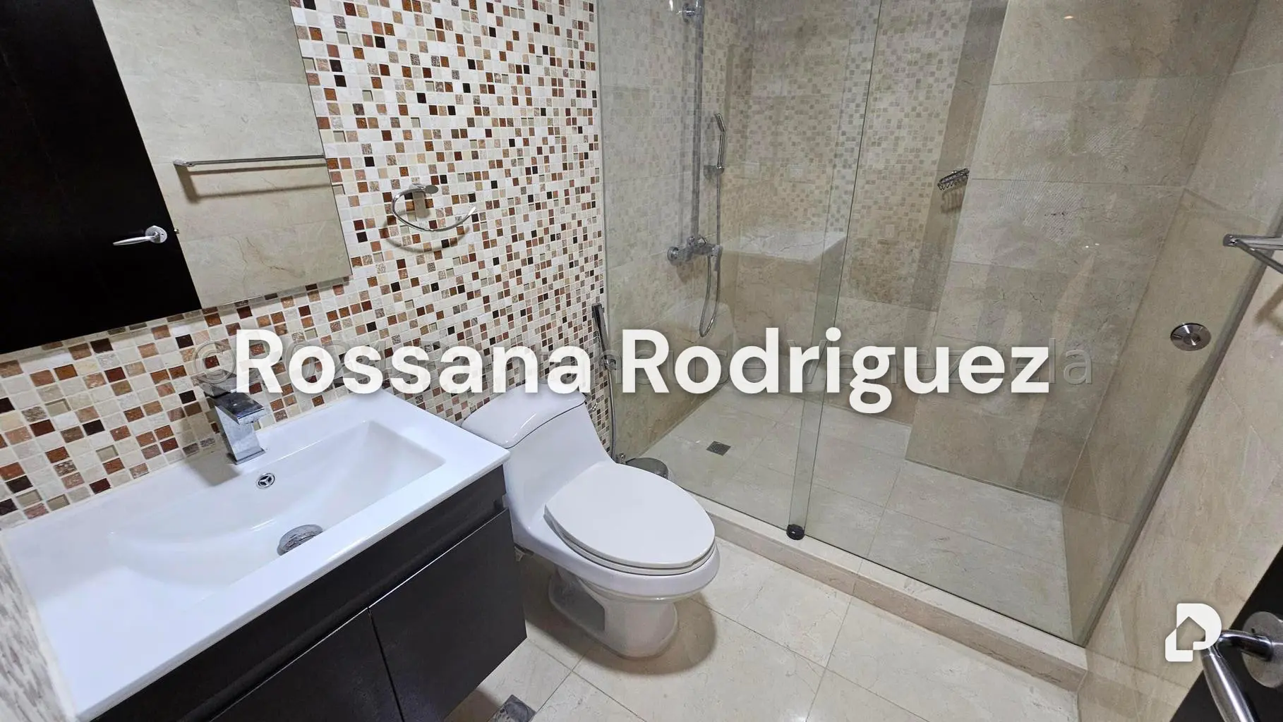 Apartamento en Las Mesetas de Santa Rosa de Lima, Caracas