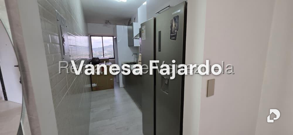 Apartamento en Alto Prado, Caracas – 11