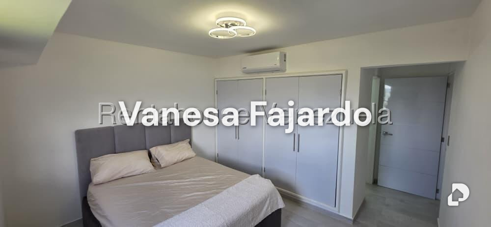 Apartamento en Alto Prado, Caracas – 16