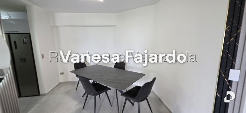 Apartamento en Alto Prado, Caracas – 10