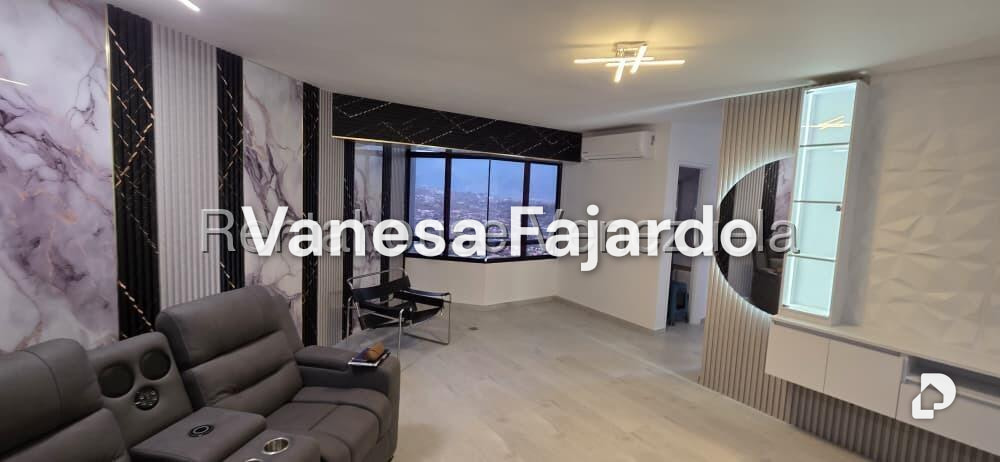 Apartamento en Alto Prado, Caracas – 5