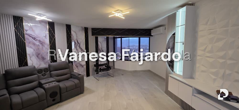 Apartamento en Alto Prado, Caracas – 3