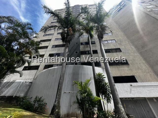Apartamento en Alto Prado, Caracas - 1