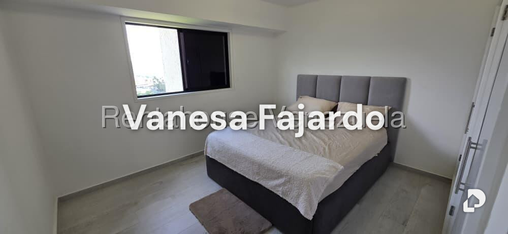 Apartamento en Alto Prado, Caracas – 15