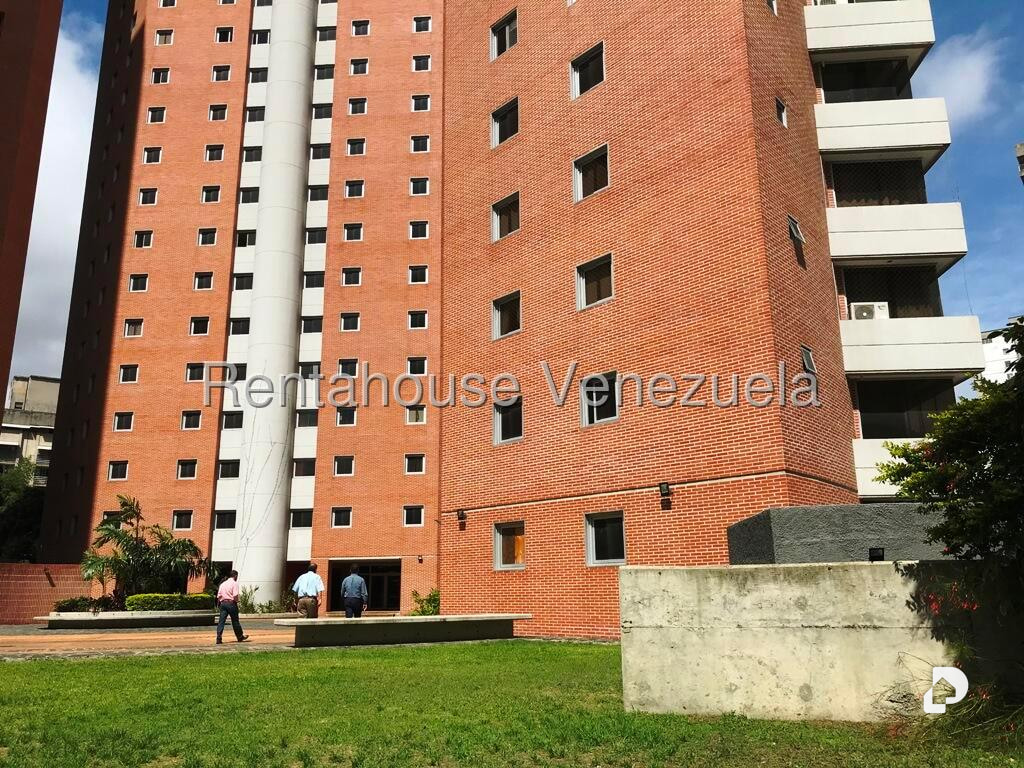 Apartamento en Los Dos Caminos, Caracas – 28