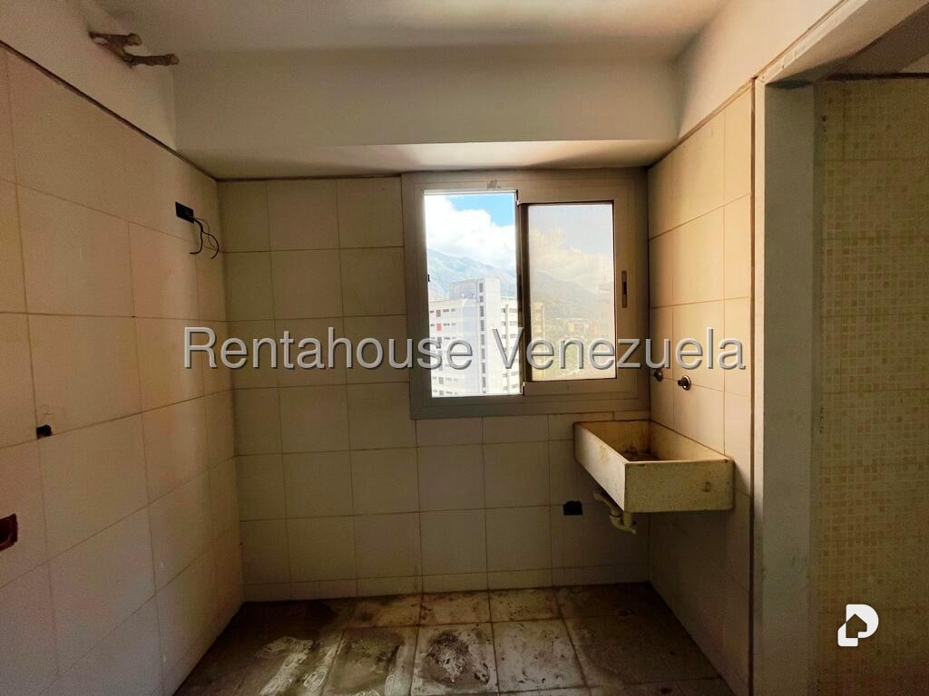Apartamento en Los Dos Caminos, Caracas – 12