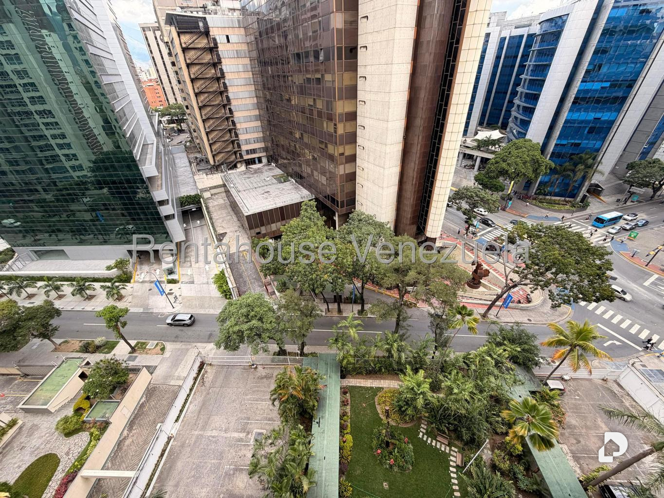 Apartamento en Campo Alegre, Caracas – 11