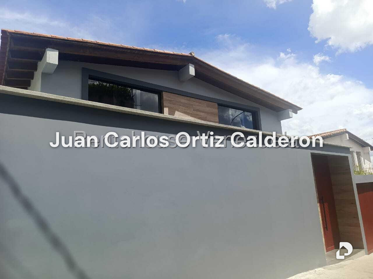 Casa en Los Palos Grandes, Caracas – 1