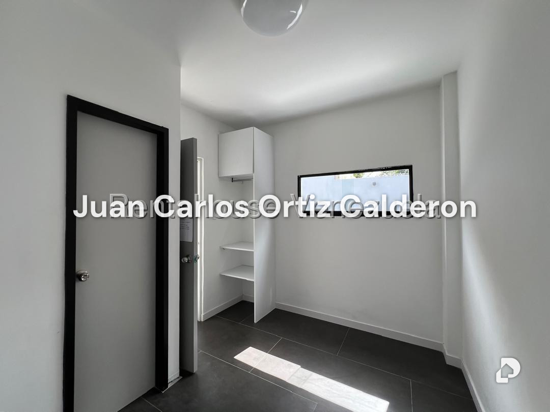 Casa en Los Palos Grandes, Caracas – 20