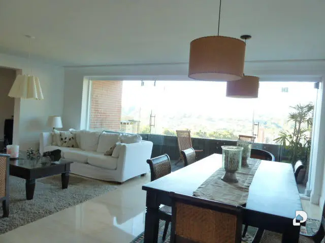 Apartamento en Lomas del Club Hípico, Caracas – 12