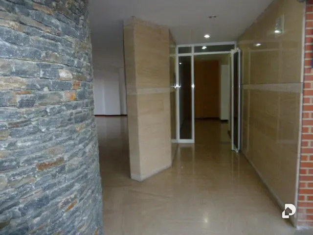 Apartamento en Lomas del Club Hípico, Caracas – 3
