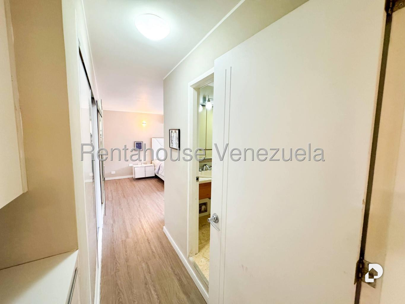 Apartamento en Cumbres de Curumo, Caracas – 24