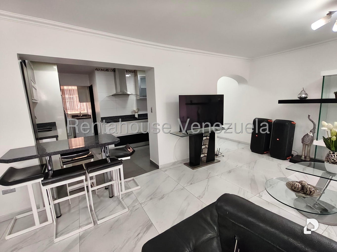 Apartamento en La Urbina, Caracas – 12