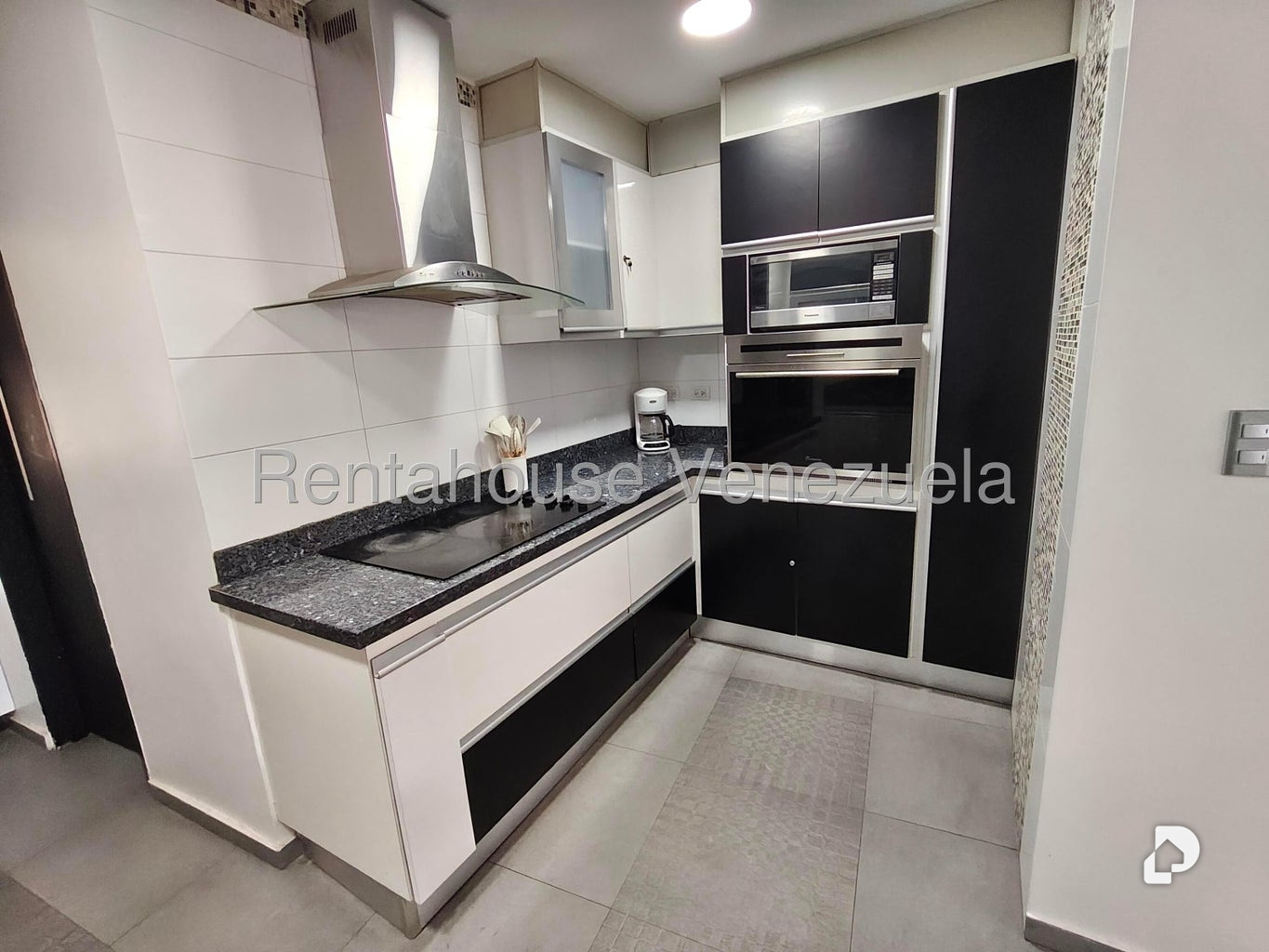 Apartamento en La Urbina, Caracas – 17