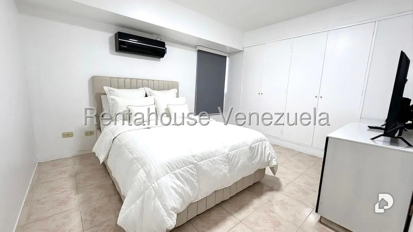 Apartamento en El Cigarral, Caracas – 11