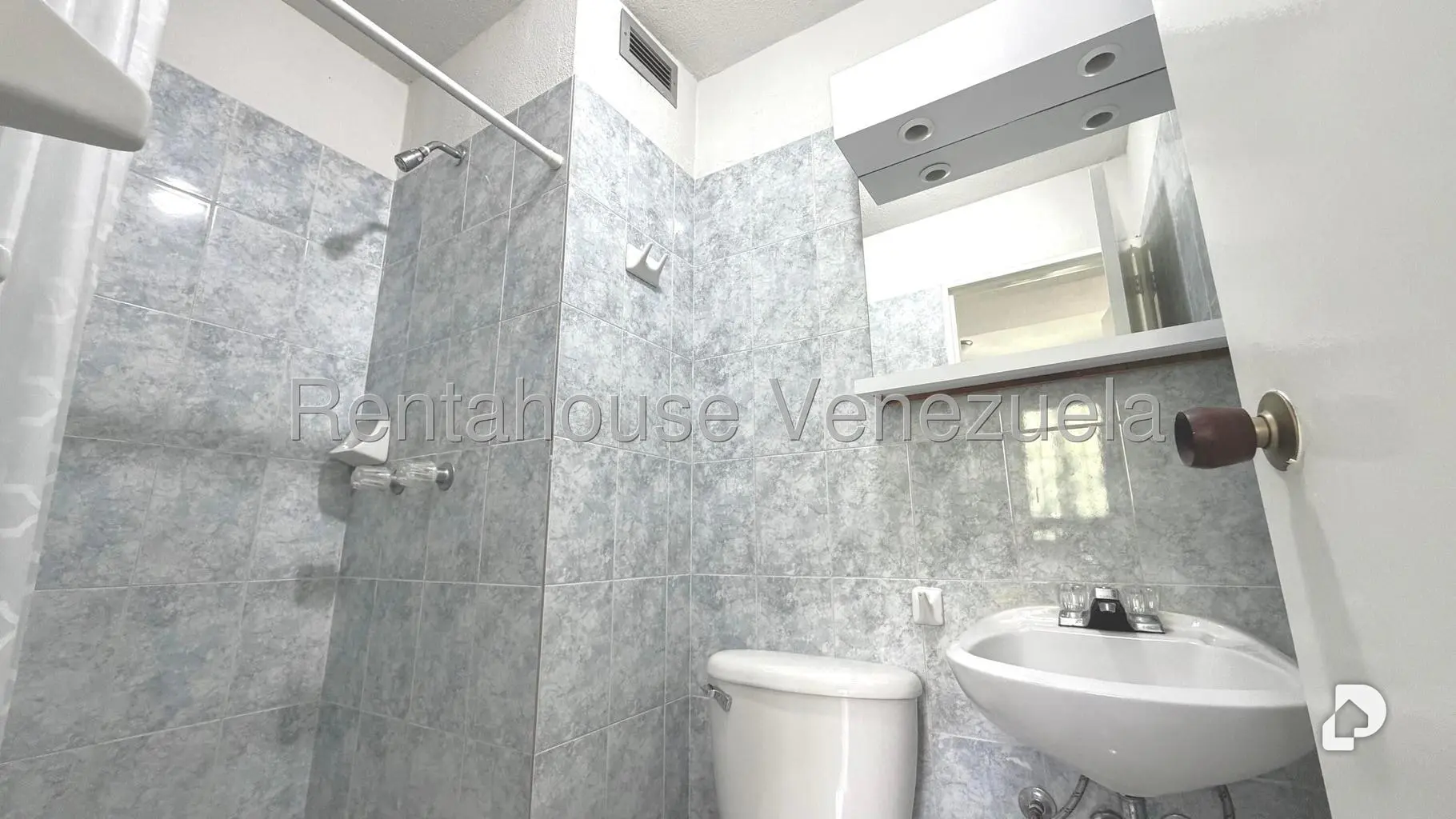 Apartamento en El Cigarral, Caracas – 17