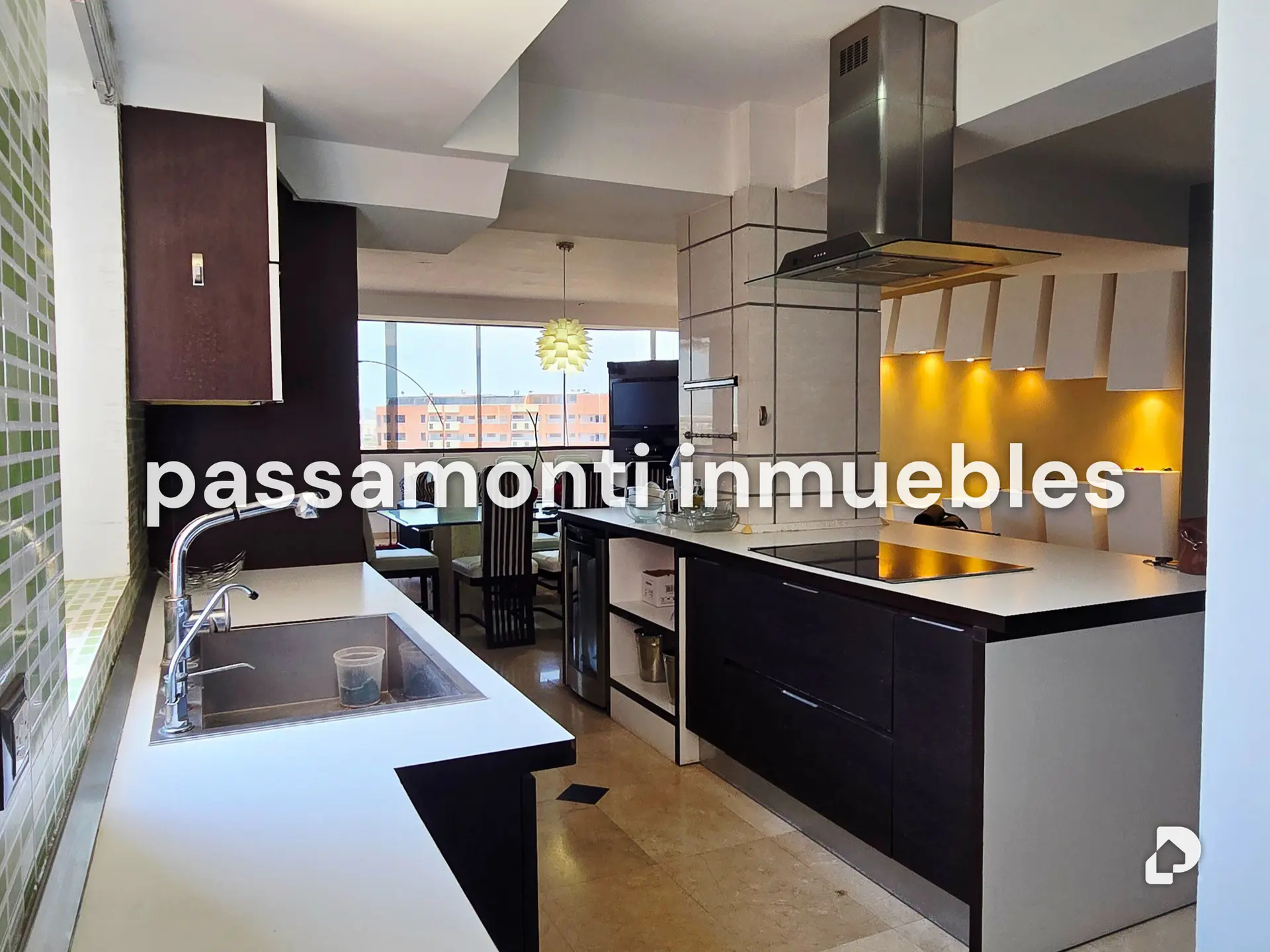 Apartment in Paraiso, Pampatar – 12