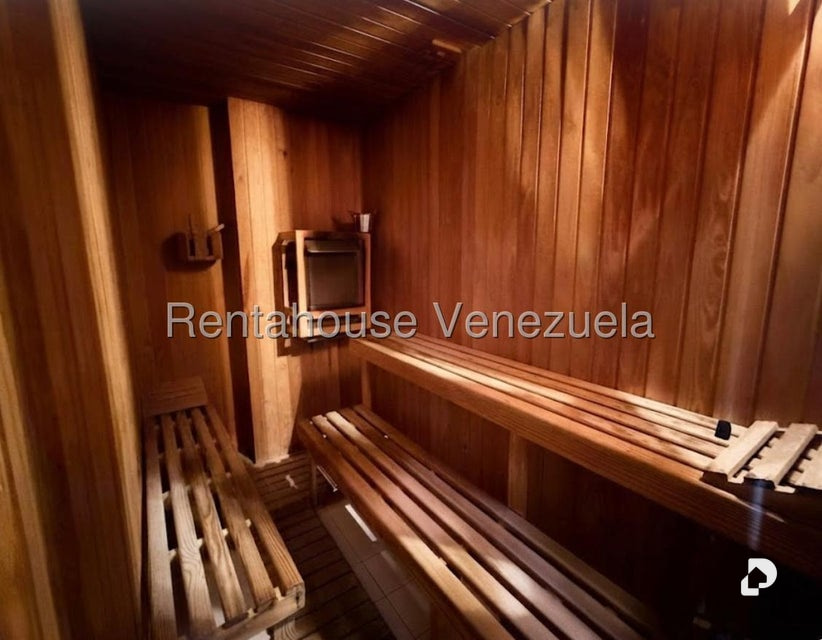 Apartamento en Lomas de La Lagunita, Caracas – 9